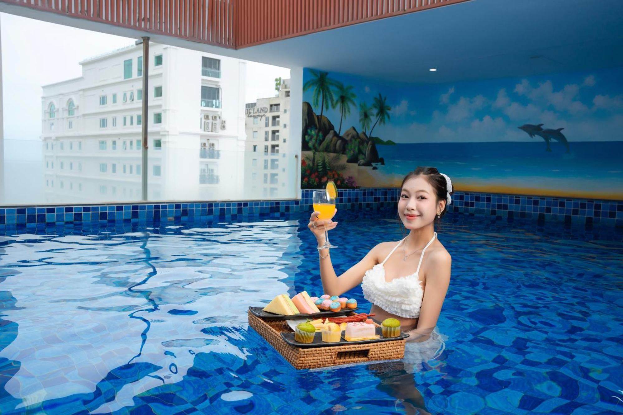 Tgt Hotel