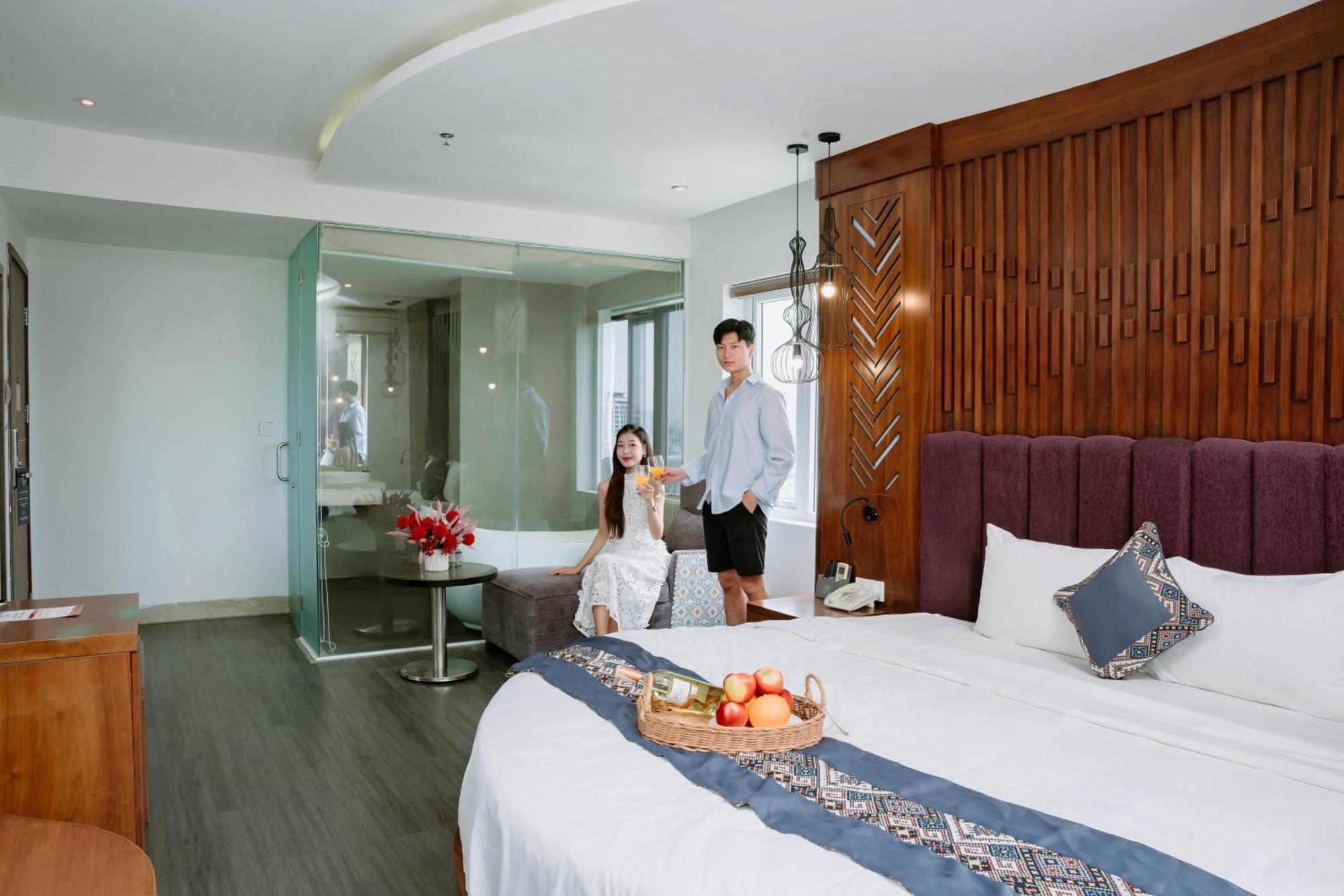 Tgt Hotel
